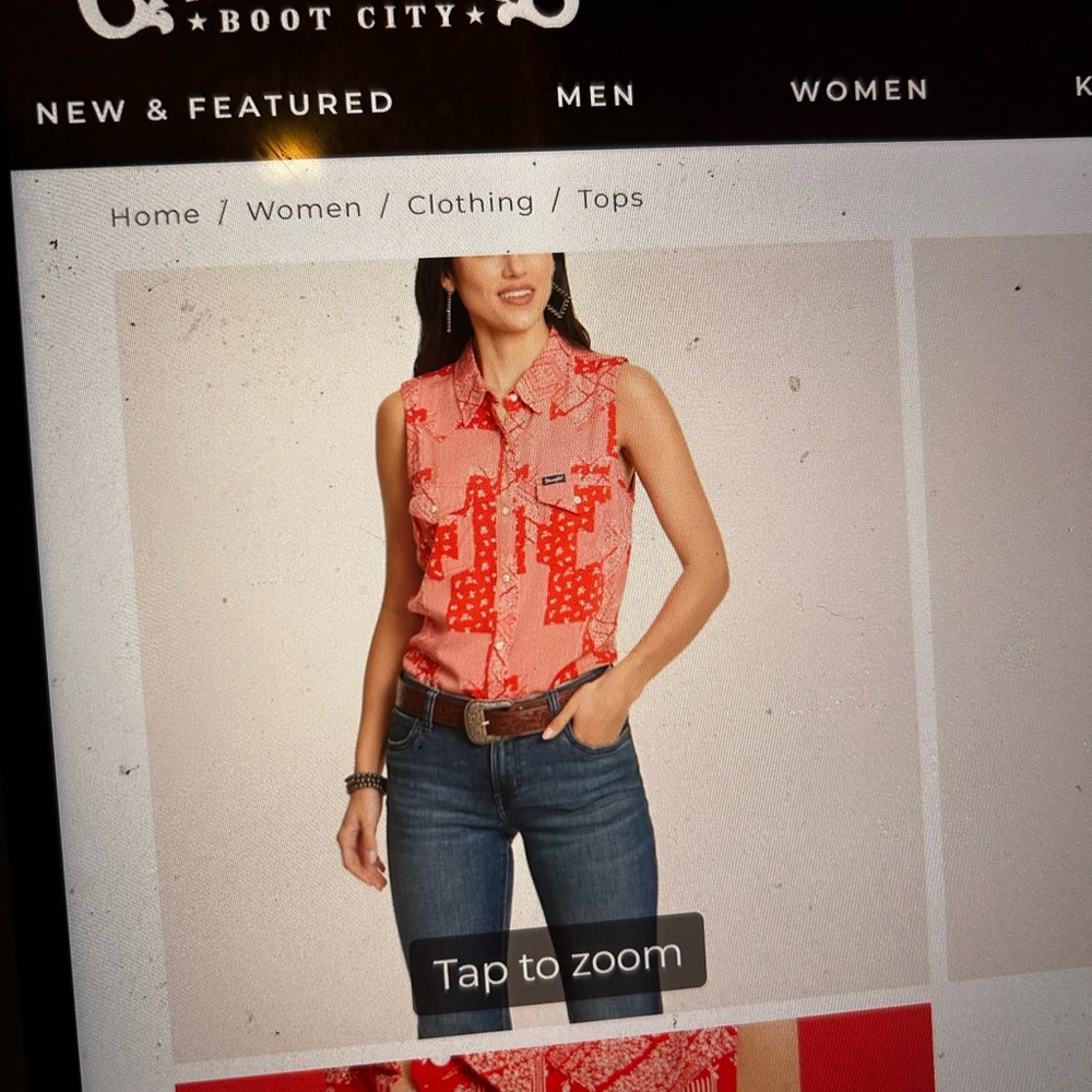 Cavender’s Women's Sleeveless Red Button Down Shirt